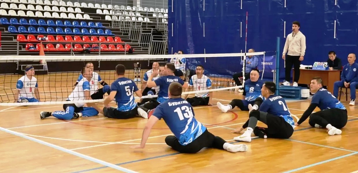 Чемпионат ДФО по волейболу сидя